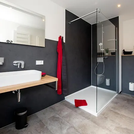 Merllorca Eg * Целль-ан-дер-Мозель